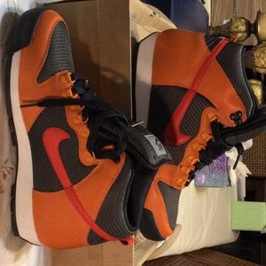 NIKE LAVA DUNK HIGH PREMIUM